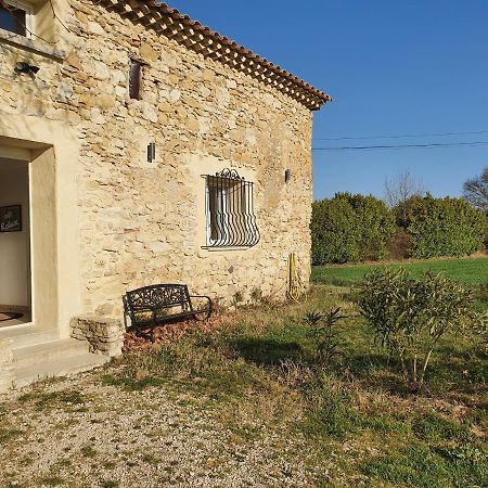 Maison Au Calme En Campagne Climatisee Caderousse Εξωτερικό φωτογραφία